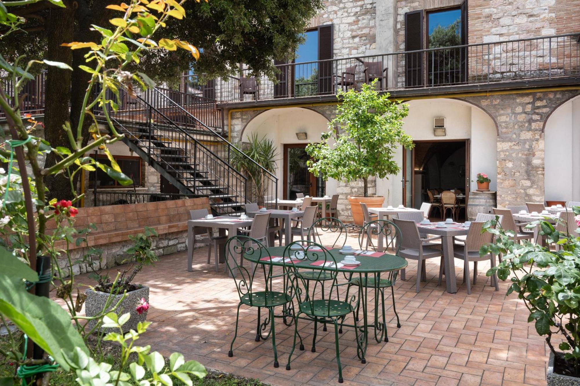 Hotel San Marco Γκούμπιο Εξωτερικό φωτογραφία